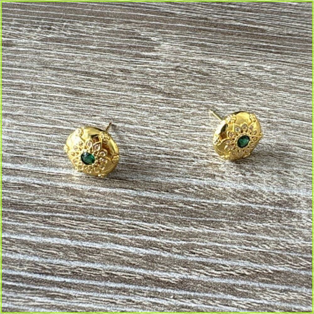 Vintage Style Earrings - Picture 2 of 4